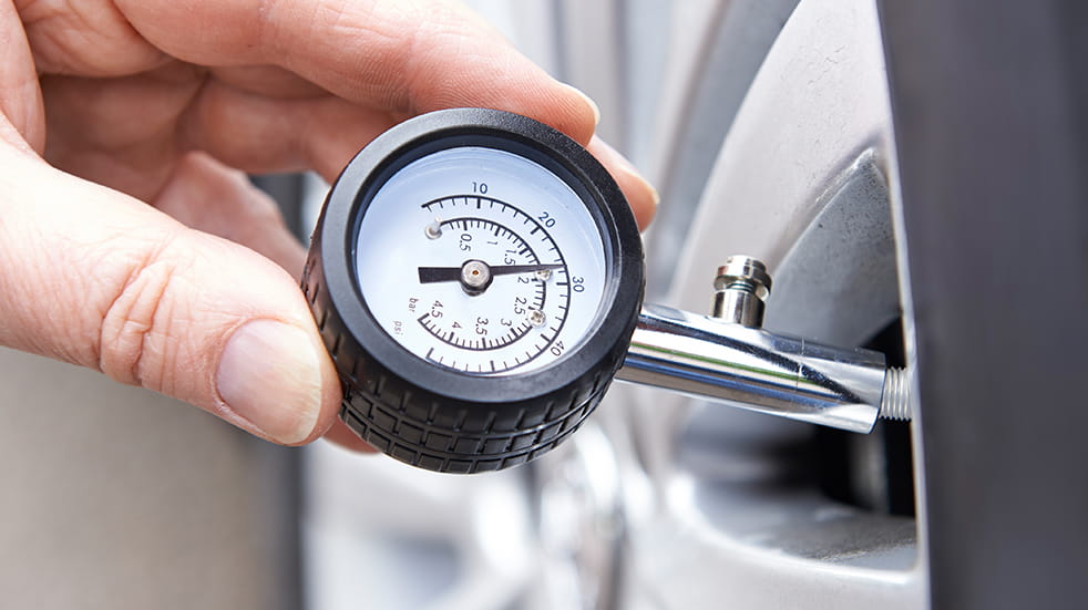 Car safety checks for summer: check your tyre pressure